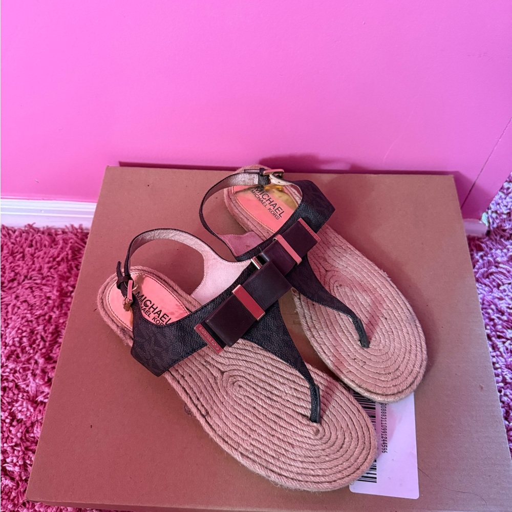Michael KORS MEG MK SIGNATURE PVC LOGO BOW ESPADRILLES THONGS I LOVE SHOES